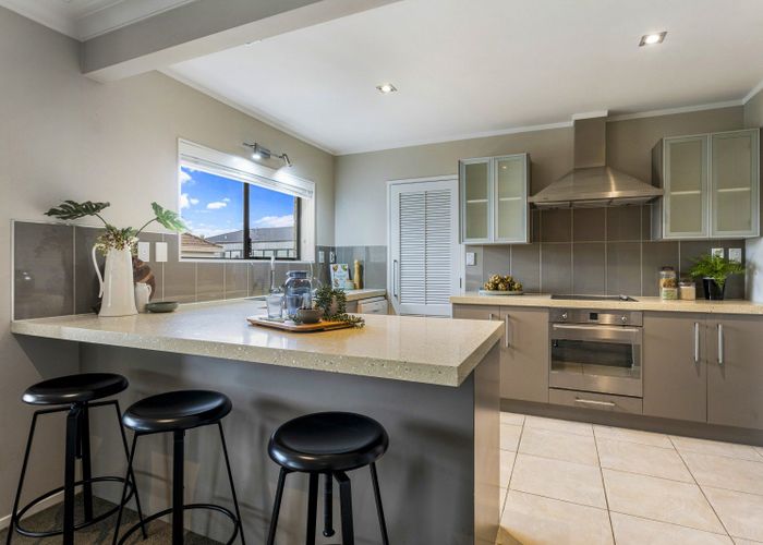  at 2/4 Melanesia Road, Kohimarama, Auckland City, Auckland