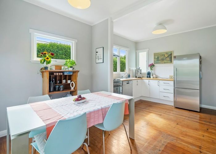  at 121 Titirangi Road, New Lynn, Auckland