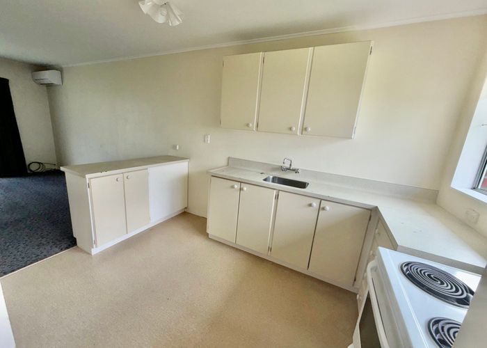  at 2/12 Fraser Street, Wainuiomata, Lower Hutt, Wellington