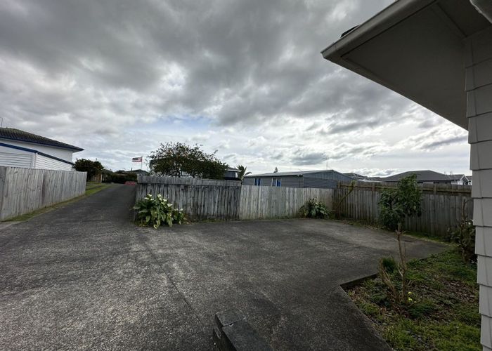  at 10B Glynnbrooke Street, Te Atatu South, Waitakere City, Auckland