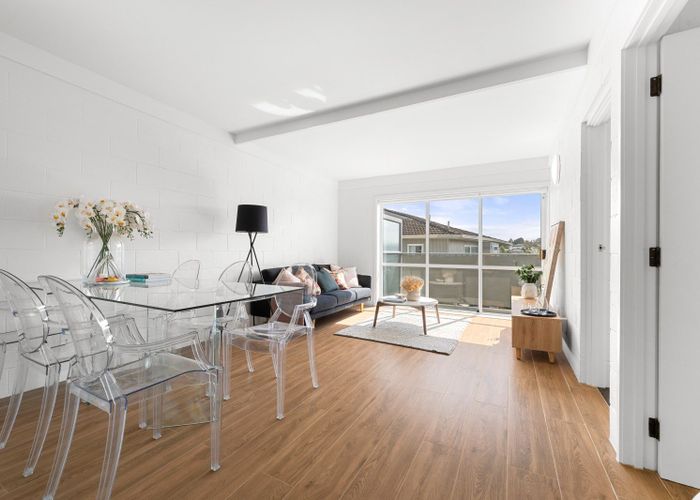  at 4/12 Cruickshank Crescent, Meadowbank, Auckland City, Auckland