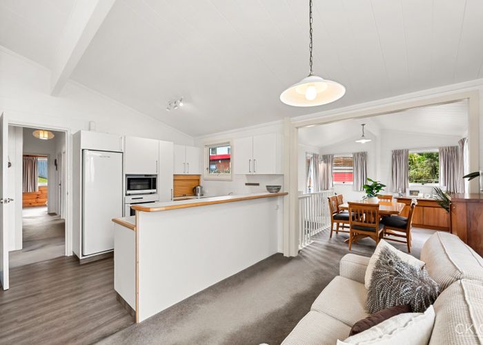  at 224 Dowse Drive, Maungaraki, Lower Hutt, Wellington