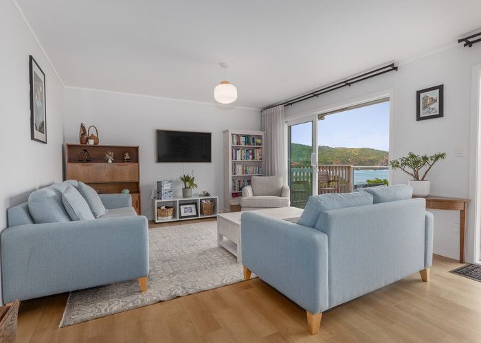  at 6A Beach Road, Titahi Bay, Porirua