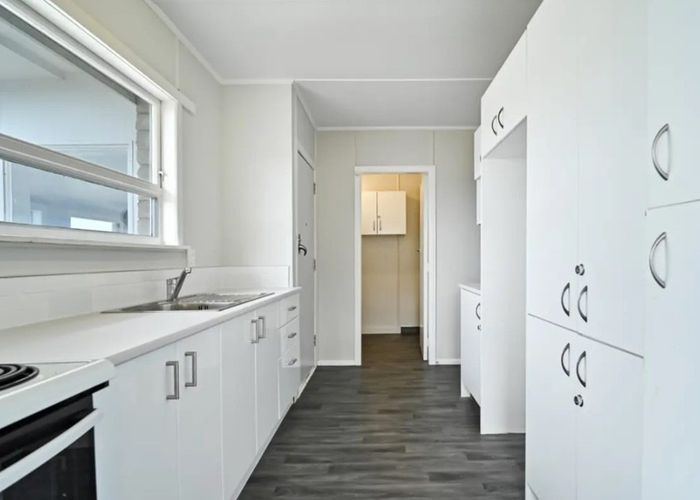  at 52 Folkestone Drive, Flaxmere, Hastings