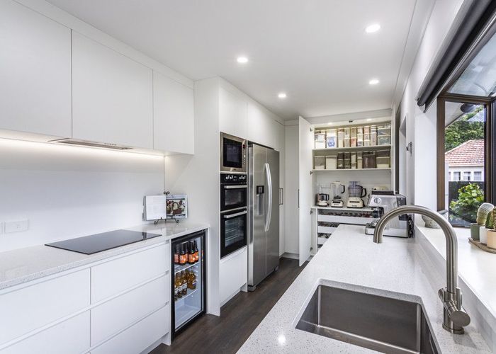  at 2/15 Riverside Drive, Waiwhetu, Lower Hutt
