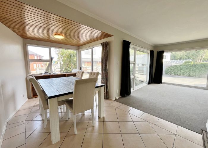  at 76 Peer Street, Upper Riccarton, Christchurch