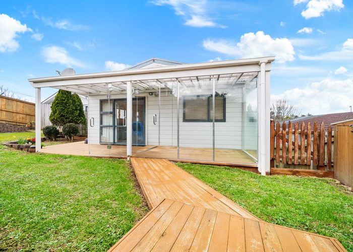  at 2/109 Target Road, Totara Vale, North Shore City, Auckland