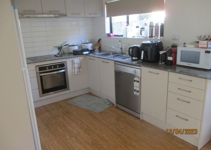  at 58A Swanson Road, Henderson, Waitakere City, Auckland