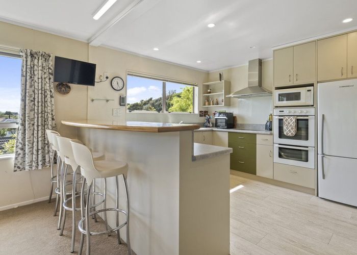  at 2 Waterford Drive, Churton Park, Wellington