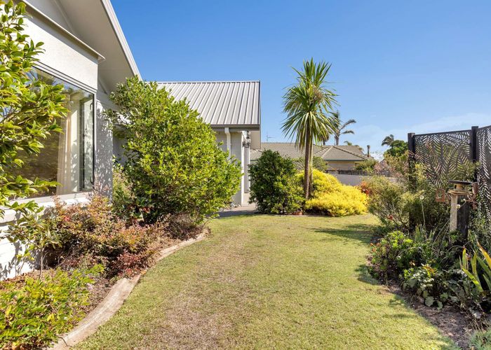  at 7 Bahamas Key, Papamoa Beach, Papamoa