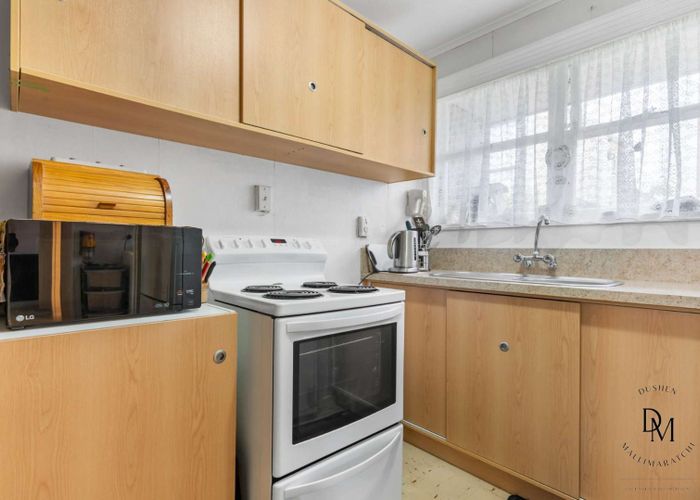  at 2/8 Fraser Road, Papatoetoe, Auckland