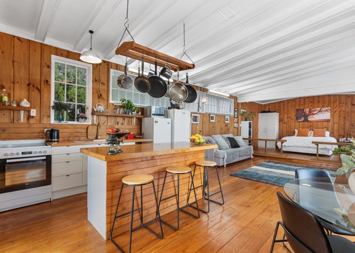  at 133 Apotu Road, Kamo