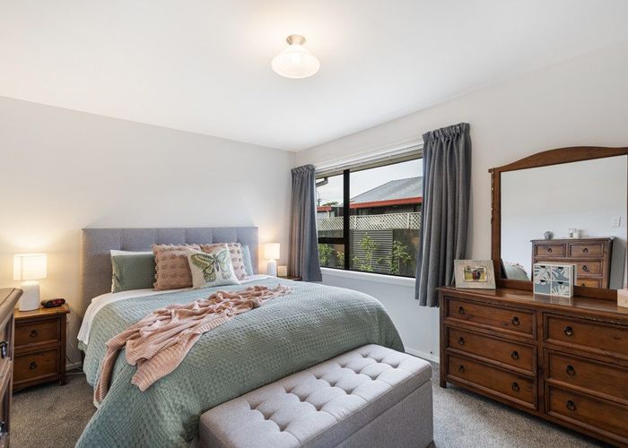  at 2/134 Milton Street, Somerfield, Christchurch