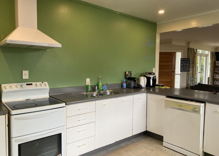  at 1 Watson Drive, Paraparaumu Beach, Kapiti Coast, Wellington