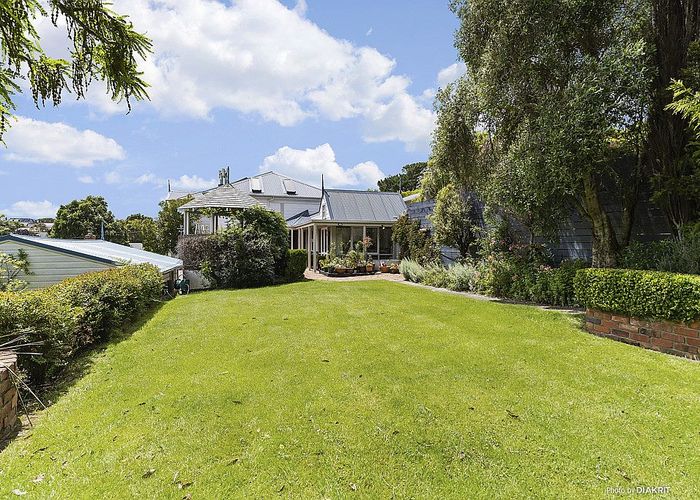 at 44 Duthie Street, Karori, Wellington