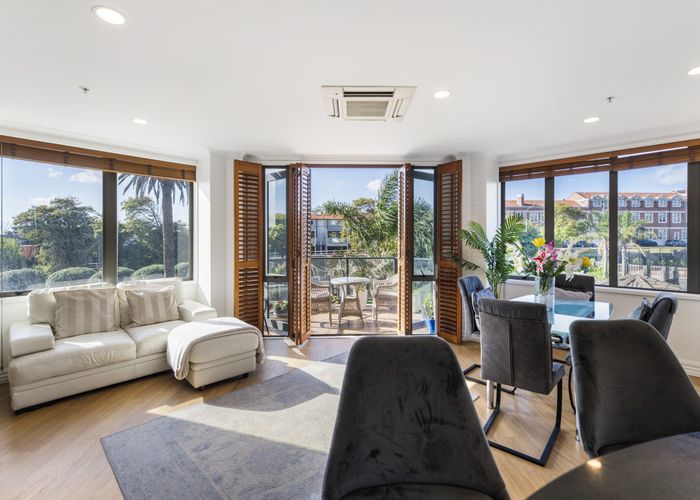  at 201/135 Grafton Road, Grafton, Auckland City, Auckland