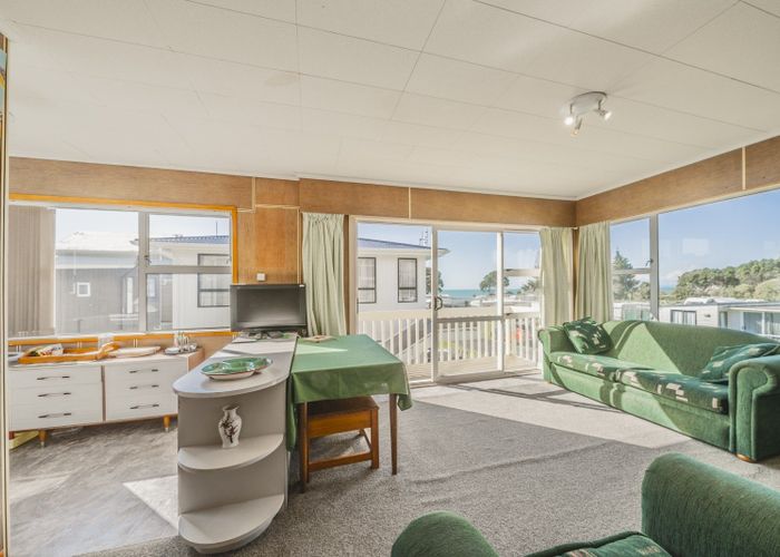  at 121 Eighth Avenue, Urenui, New Plymouth, Taranaki
