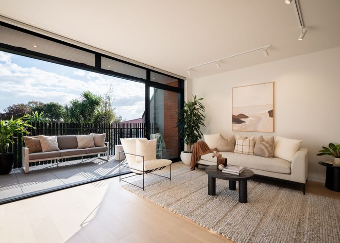  at 2/52 Sainsbury Road, Mount Albert, Auckland City, Auckland