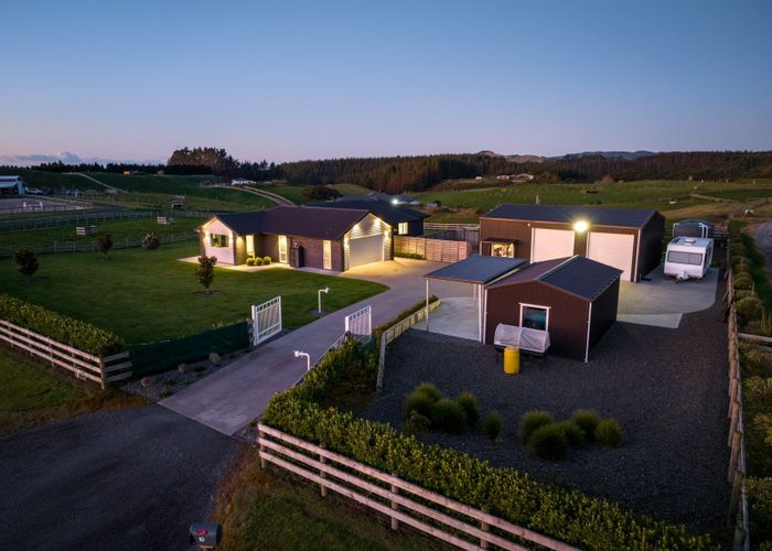  at 10 Betty May Drive, Pyes Pa, Tauranga