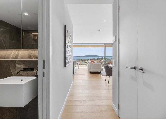  at 402/250 Kepa Road, Mission Bay, Auckland City, Auckland