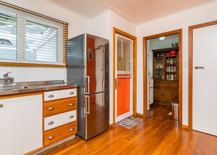  at 6 Harbour Terrace, Careys Bay, Port Chalmers