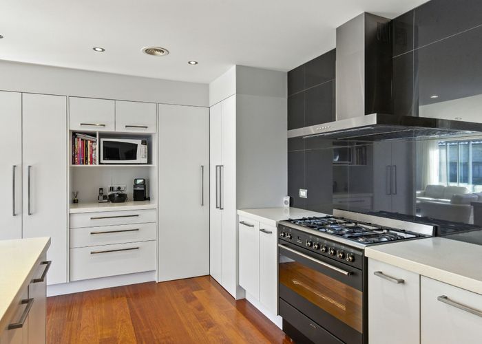  at 77 Kotuku Drive, Paraparaumu Beach, Kapiti Coast, Wellington