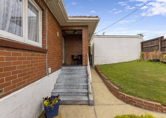  at 25 Riselaw Road, Calton Hill, Dunedin