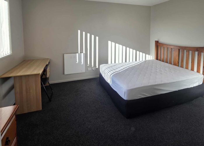  at 5B/100B Rattray Street, Riccarton, Christchurch City, Canterbury