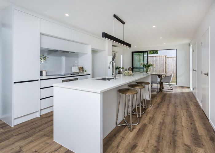  at 27E O'Donn Avenue, Beach Haven, North Shore City, Auckland