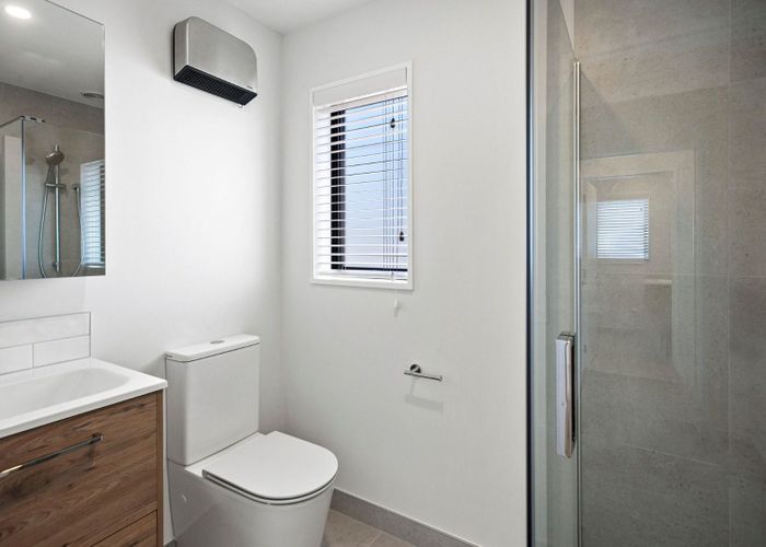  at 2/34 Peer Street, Upper Riccarton, Christchurch