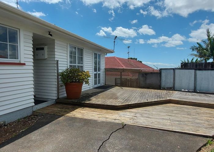  at 129 McLeod Road, Te Atatu South, Waitakere City, Auckland