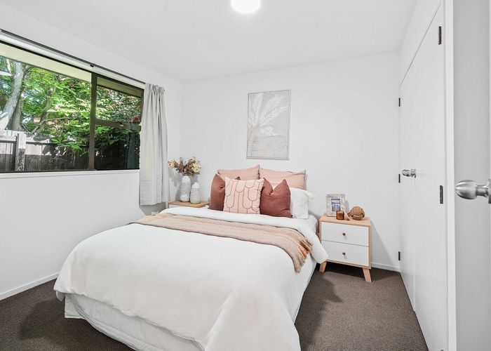  at 2/302A Ilam Road, Burnside, Christchurch