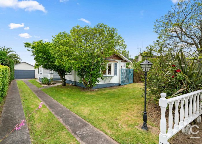 Free property data for 153 Edgecumbe Road, Tauranga South, Tauranga homes.co.nz