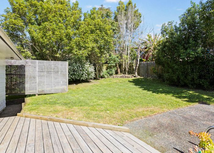  at 9 Osmond Court, Sunnyvale, Waitakere City, Auckland
