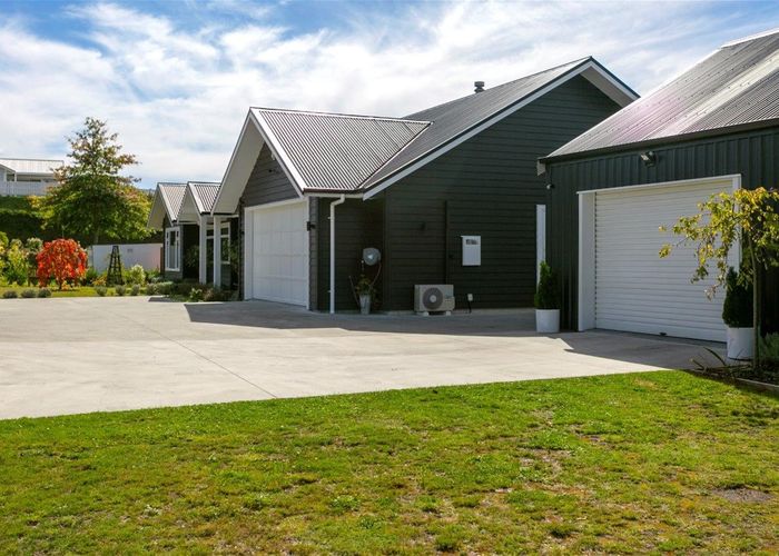  at 98 Loch Views Road, Taupo