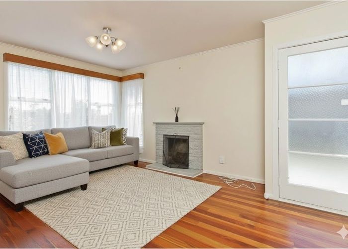  at 22 Kirrie Avenue, Te Atatu South, Waitakere City, Auckland