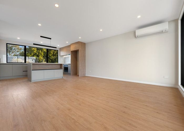  at 4202D Great North Road, Glendene, Waitakere City, Auckland