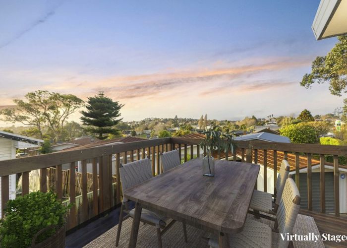  at 3/121 Ridge Road, Howick, Auckland