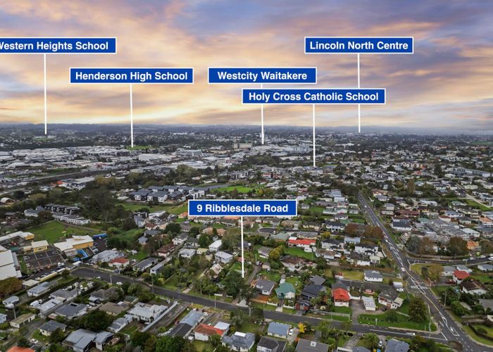  at 9 Ribblesdale Road, Henderson, Waitakere City, Auckland