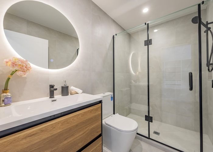  at 4/10 Alexander Avenue, Torbay, North Shore City, Auckland