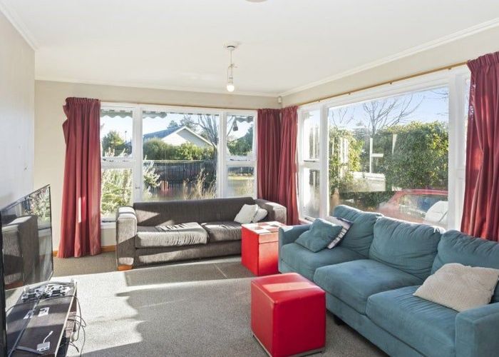  at 8 Westmont Street, Ilam, Christchurch