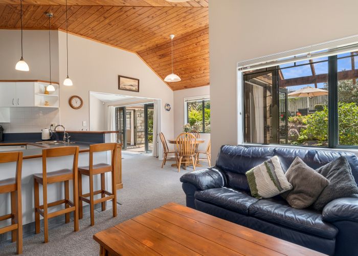  at 25 Manor Park Drive, Pyes Pa, Tauranga