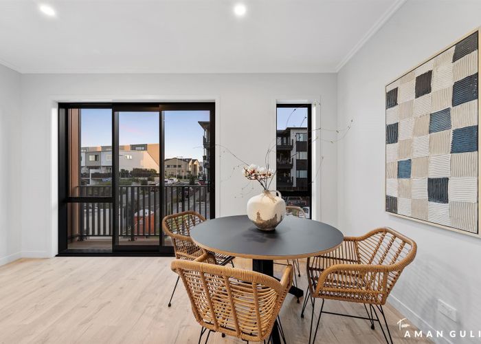  at 8 Beach Road, Hobsonville, Auckland