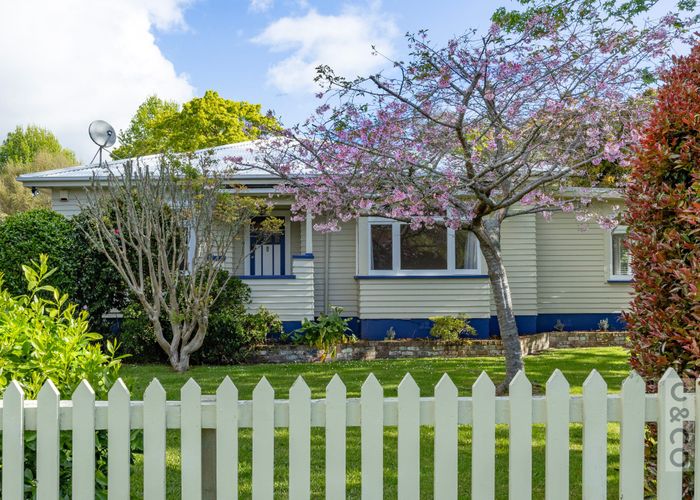  at 6 Albert Street, Riverhead, Riverhead