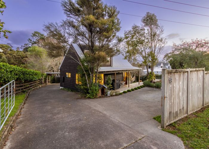  at 19 Bernard Magnus Lane, Greenhithe, Auckland