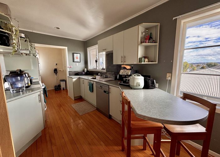 at 40 Strid Rd, Te Atatu South, Waitakere City, Auckland