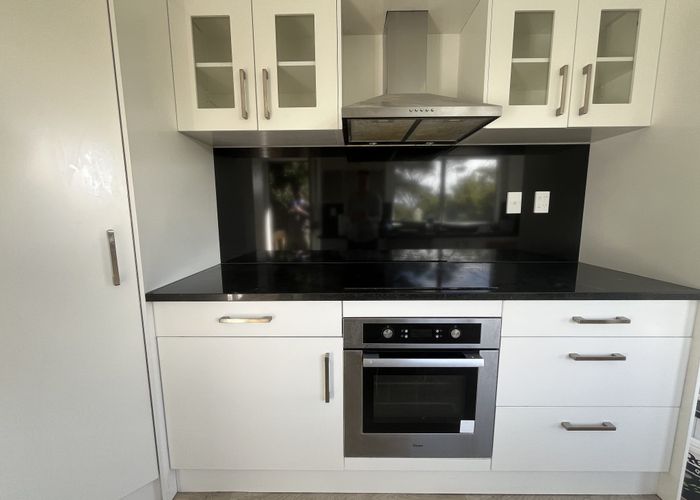  at 1/83 Manuka Road, Glenfield, North Shore City, Auckland
