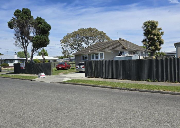  at 33 Lister Crescent, Maraenui, Napier