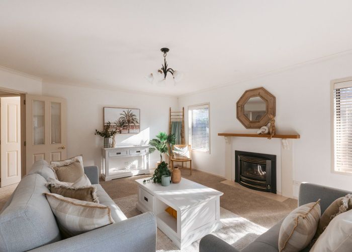  at 11 Santa Cruz Drive, Papamoa Beach, Papamoa