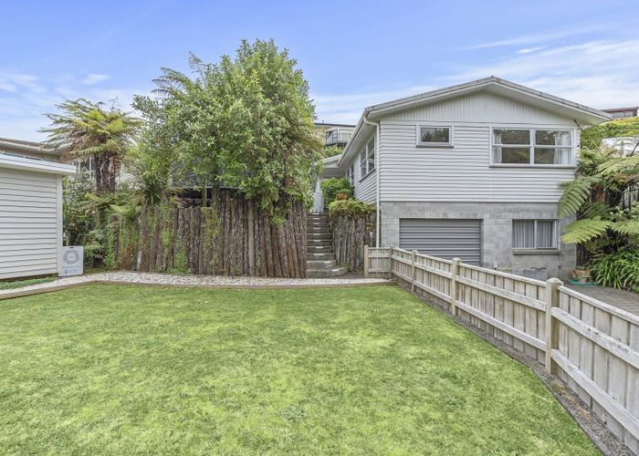  at 19 Rossiter Crescent, Lynmouth, New Plymouth, Taranaki
